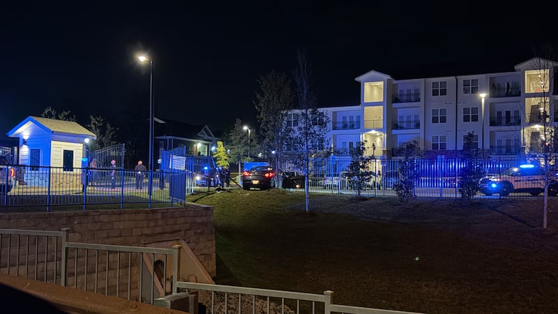 1 dead, 1 injured in shooting involving several people at Madison apartment complex