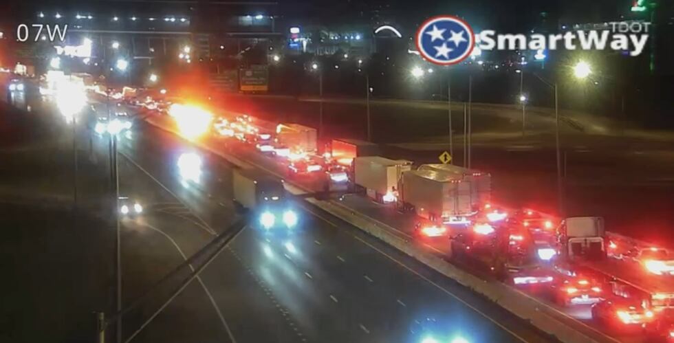 Furia al volante deja un hispano gravemente herido en I-24 East near Spring.