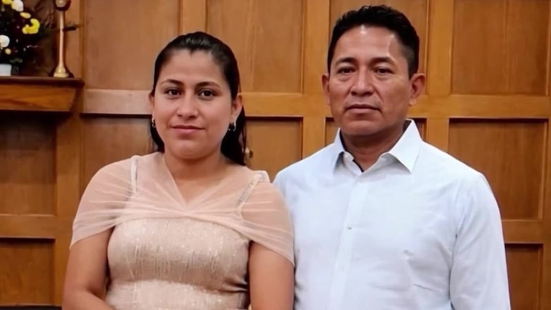 Pareja hispana asesinada tras regresar de EE.UU.. Él había sido deportado y ella se regresó a...